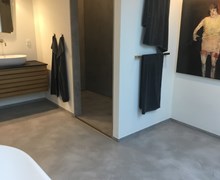 Microcement i 2 badeværelser i Odense