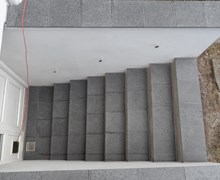 Jetbrændt Granit fliser på trappe