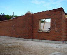 Opmuring af nyt fuldmuret hus i Vissenbjerg.