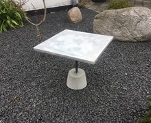Lampe/hjørne- eller lille sofa bord